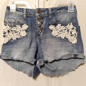 Mudd Junior Blue Jean Shorts Button Fly White Lace Cuffed Pockets Denim Size  3